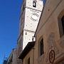 devanture d'une église de Malaga